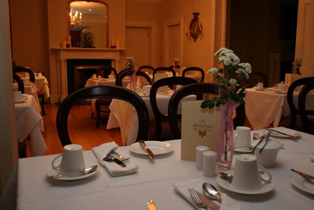Maudlins House Hotel Naas Dış mekan fotoğraf