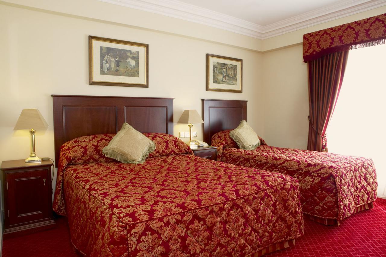 Maudlins House Hotel Naas Dış mekan fotoğraf