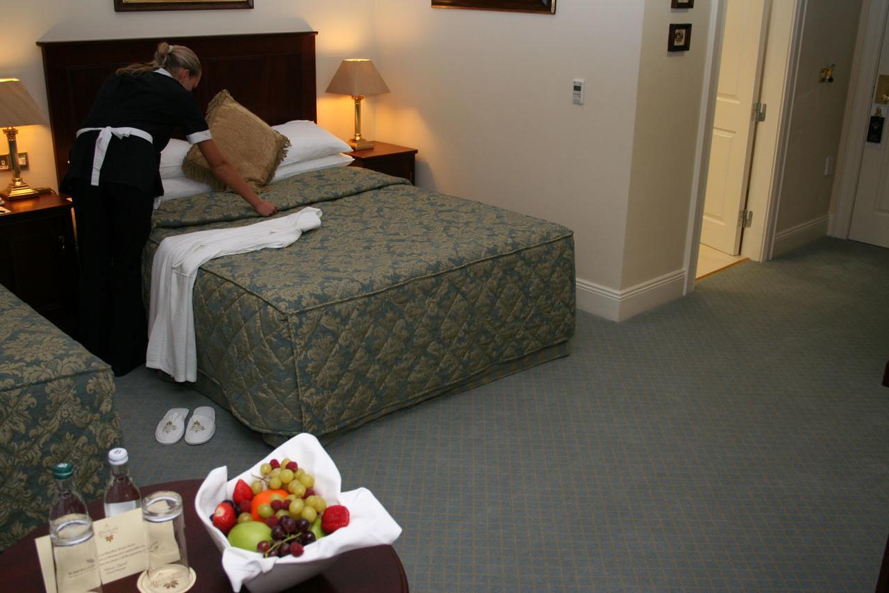 Maudlins House Hotel Naas Dış mekan fotoğraf